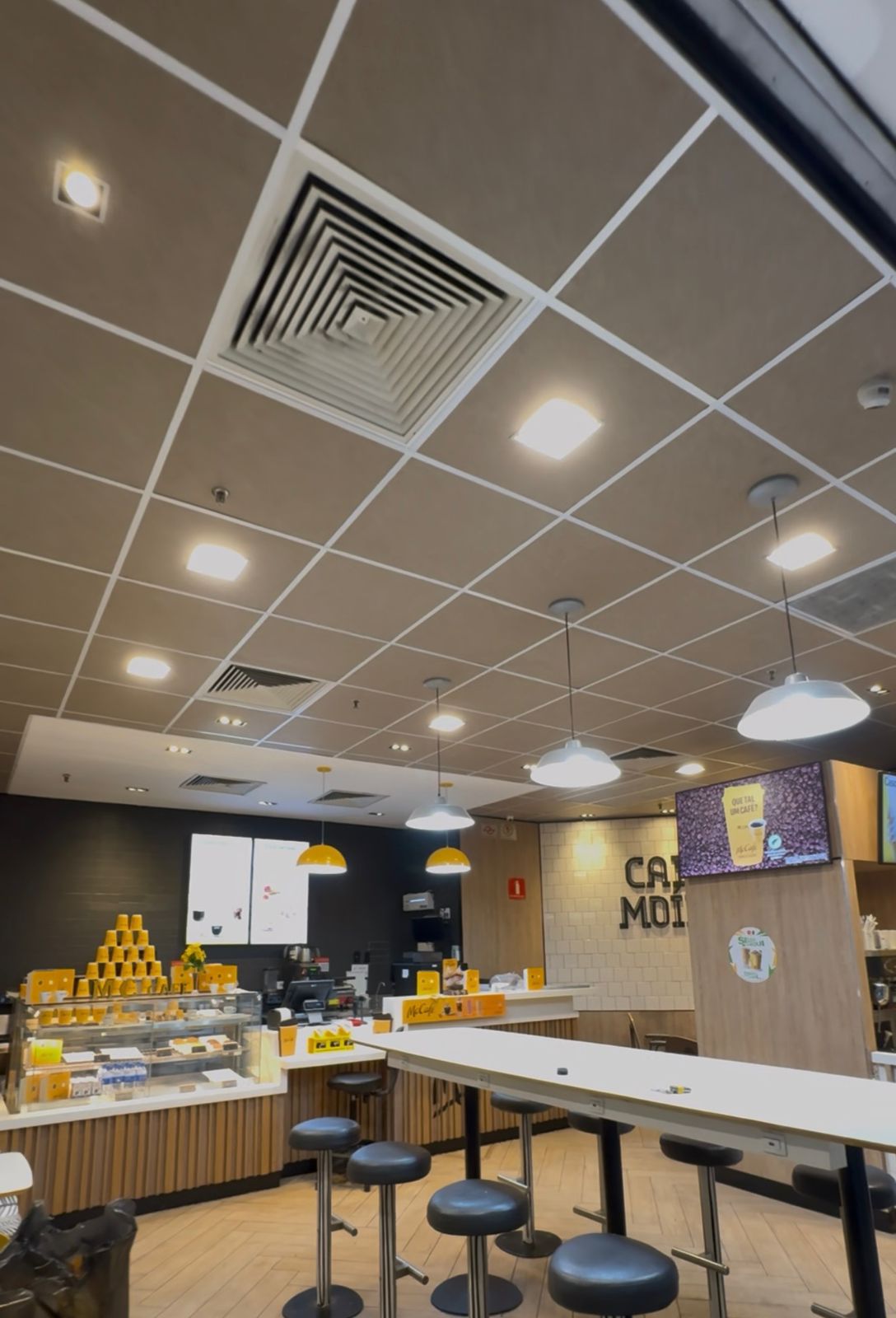 MC Donalds – MC Café – Shopping Central Plaza